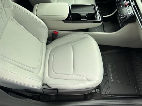 New 2026 Hyundai Tucson Blue SE AWD/4WD image 12