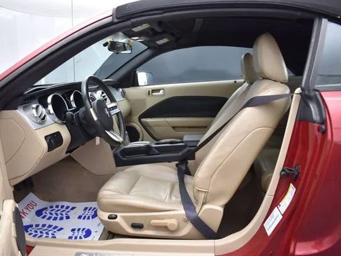 Used 2005 Ford Mustang Premium RWD image 14