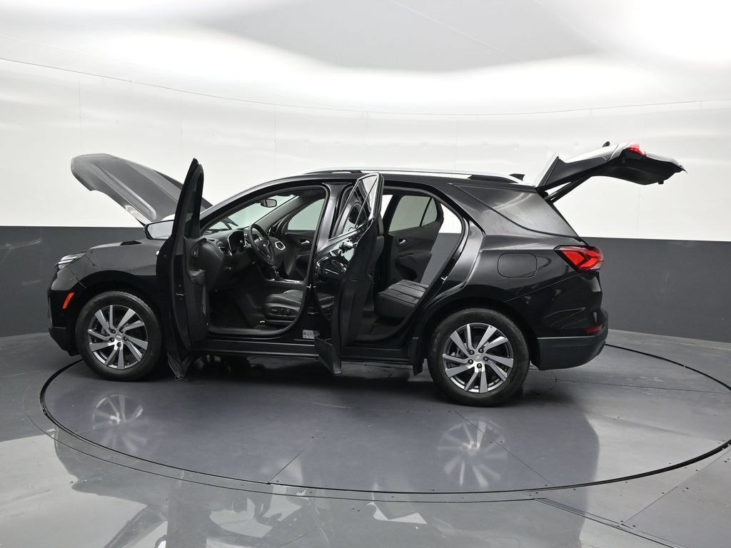 Used 2023 Chevrolet Equinox Premier FWD image 36