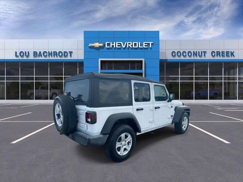 Used 2021 Jeep Wrangler Unlimited Sport image 8