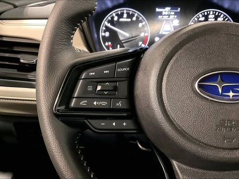 Used 2025 Subaru Forester Premium image 18