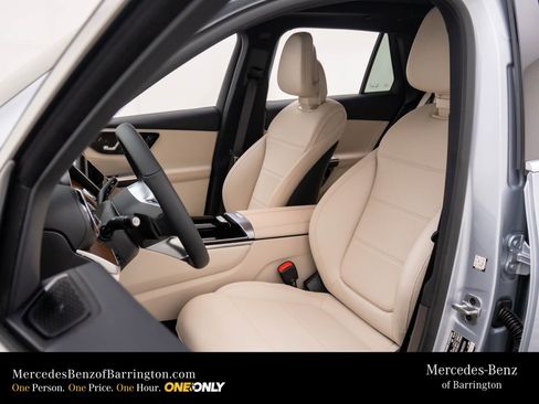 New 2026 Mercedes-Benz GLC 300 4MATIC image 16
