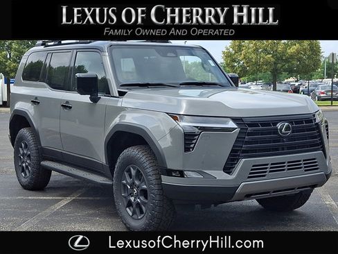 New 2026 Lexus GX 550 AWD/4WD image 1