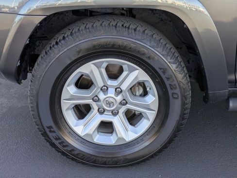 Certified 2021 Toyota 4Runner SR5 Premium image 22