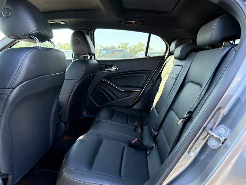 Used 2020 Mercedes-Benz GLA 250 4MATIC image 14