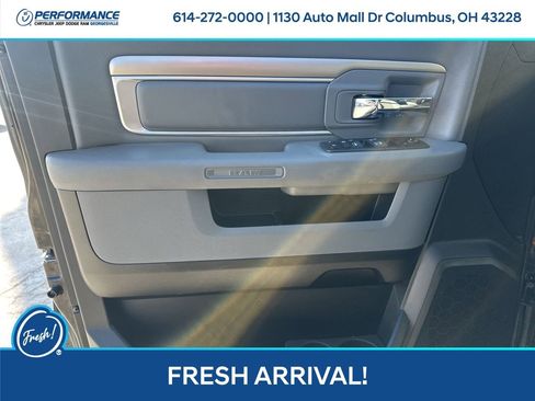 Used 2019 RAM 1500 Classic SLT w/ Black Appearance Group image 13