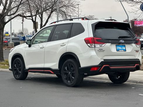 Used 2022 Subaru Forester Sport image 6