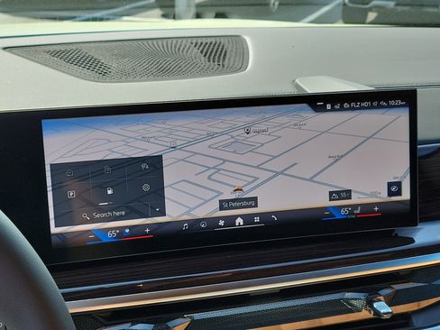 New 2026 BMW X5 xDrive50e image 19