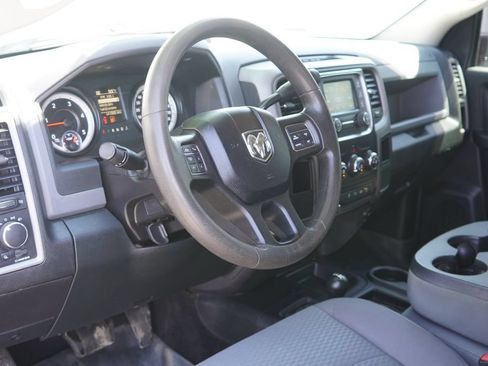 Used 2015 RAM 2500 Tradesman w/ Chrome Appearance Group AWD/4WD image 12