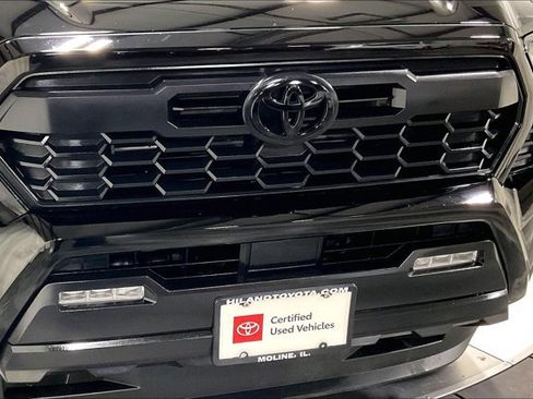 Certified 2024 Toyota Tacoma TRD Off-Road image 31