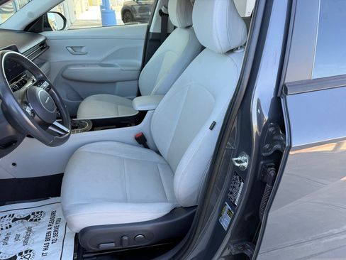 Used 2024 Hyundai Kona SEL AWD/4WD image 31
