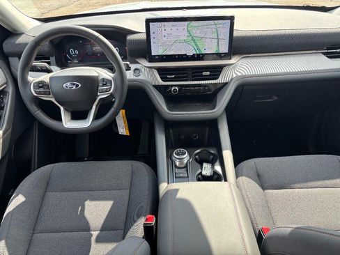 New 2026 Ford Explorer Active AWD/4WD image 15