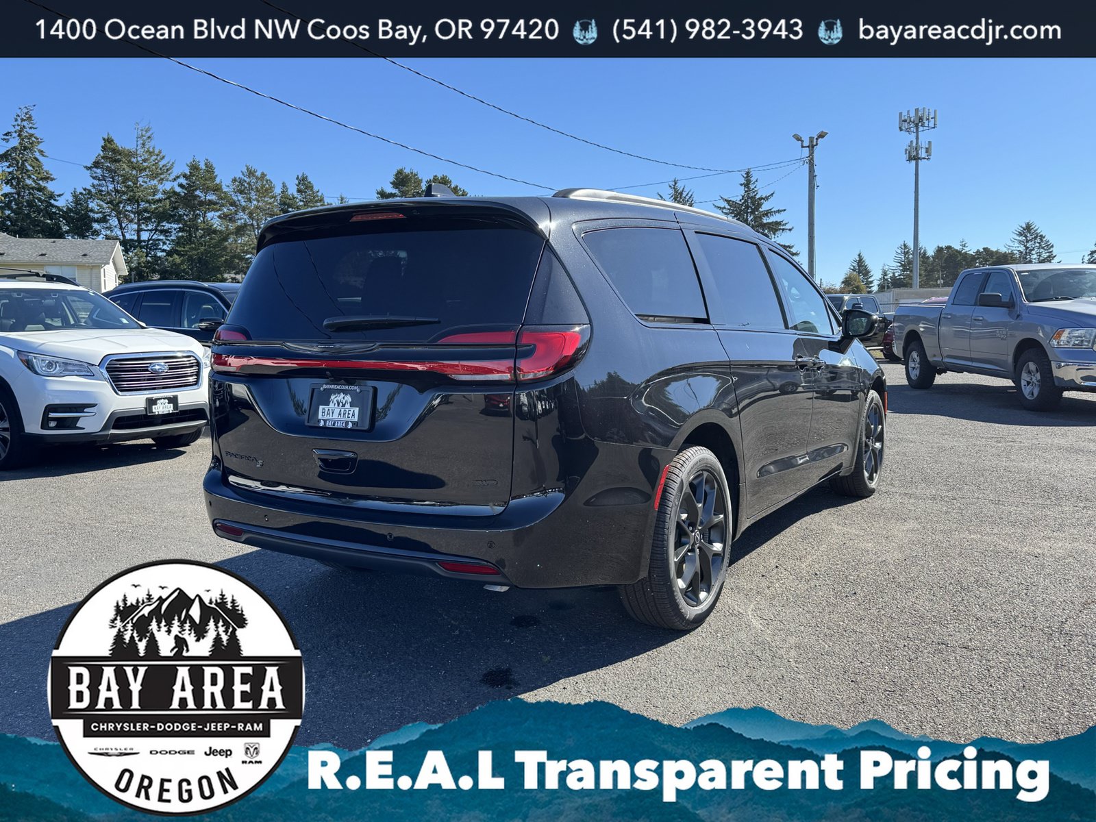 New 2026 Chrysler Pacifica Select AWD/4WD image 5