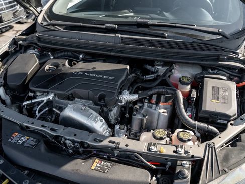 Used 2017 Chevrolet Volt LT image 23