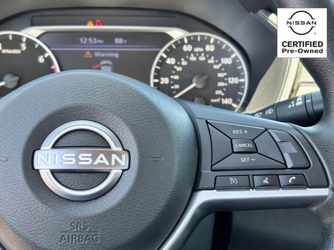 Certified 2025 Nissan Altima 2.5 SV FWD image 19