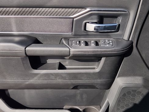 New 2026 RAM 2500 Big Horn AWD/4WD image 19