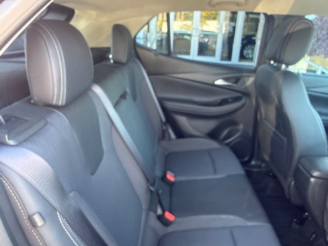 Used 2023 Buick Encore GX Select w/ Sport Touring Package AWD/4WD image 26