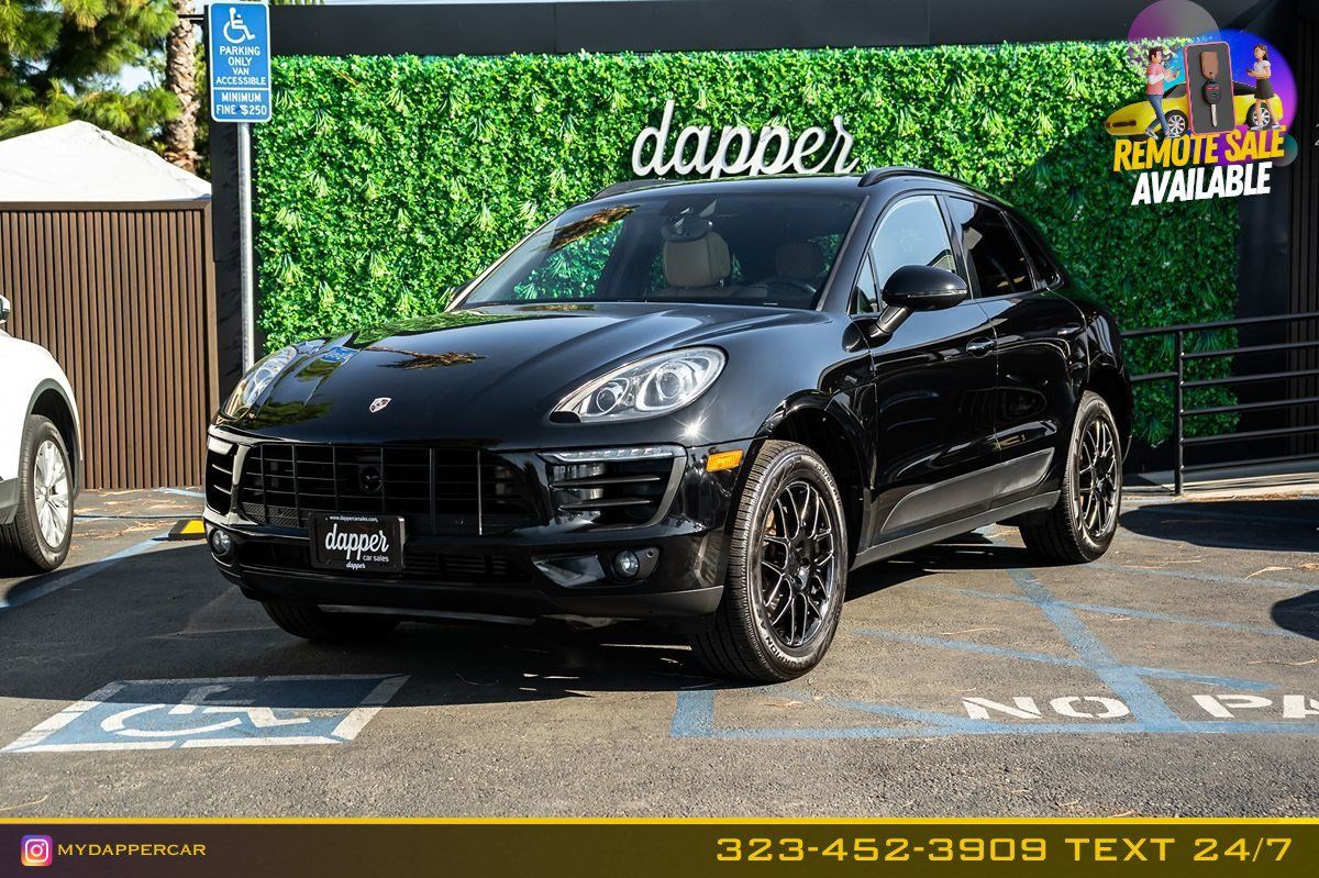 Used 2018 Porsche Macan AWD/4WD image 1