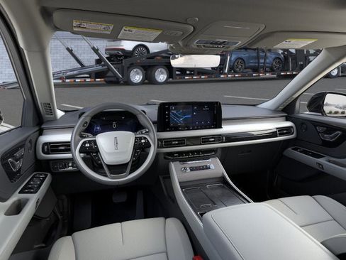 New 2026 Lincoln Aviator Reserve image 9