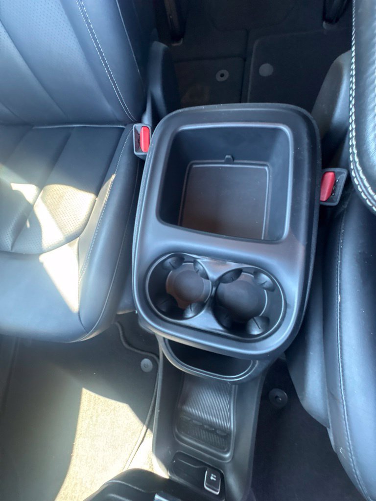 Used 2025 Chrysler Pacifica Select FWD image 13