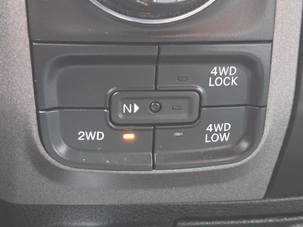 Used 2017 RAM 1500 Express w/ Express Value Package AWD/4WD image 14