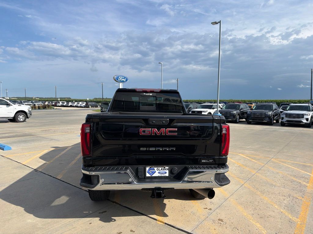 Used 2025 GMC Sierra 2500 SLT AWD/4WD image 6