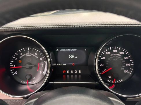Used 2017 Ford Mustang Premium RWD image 13