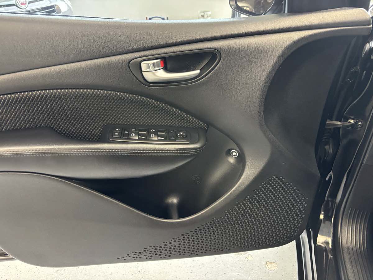 Used 2014 Dodge Dart SXT FWD image 17