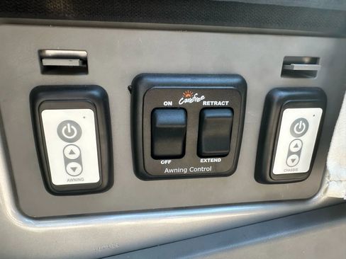 Used 2016 Mercedes-Benz Sprinter 3500 image 27