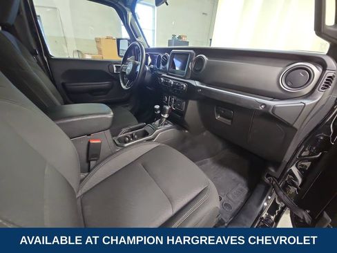 Used 2022 Jeep Gladiator Sport AWD/4WD image 37