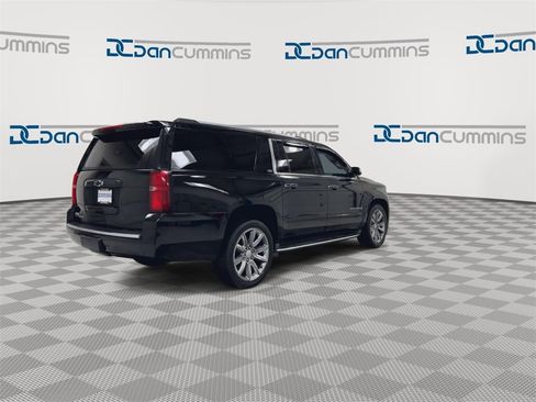 Used 2016 Chevrolet Suburban LTZ image 8