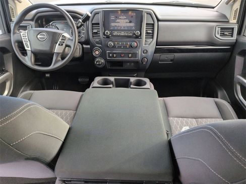 Used 2024 Nissan Titan SV w/ Accessory Utility Package image 15