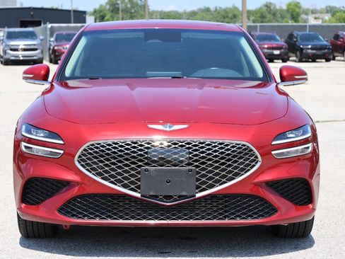 Used 2023 Genesis G70 2.0T image 2