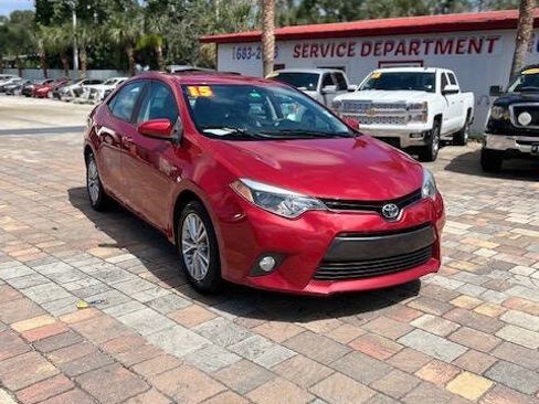 Used 2015 Toyota Corolla LE FWD image 4