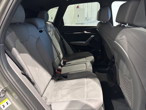 Used 2024 Audi SQ5 Prestige image 36