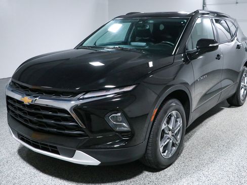 Used 2024 Chevrolet Blazer LT FWD image 31