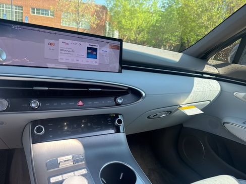New 2026 Genesis GV70 2.5T Advanced AWD/4WD image 20