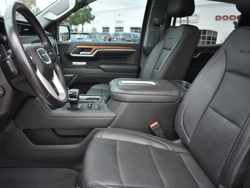 Used 2022 GMC Sierra 1500 Denali w/ Denali Reserve Package image 18