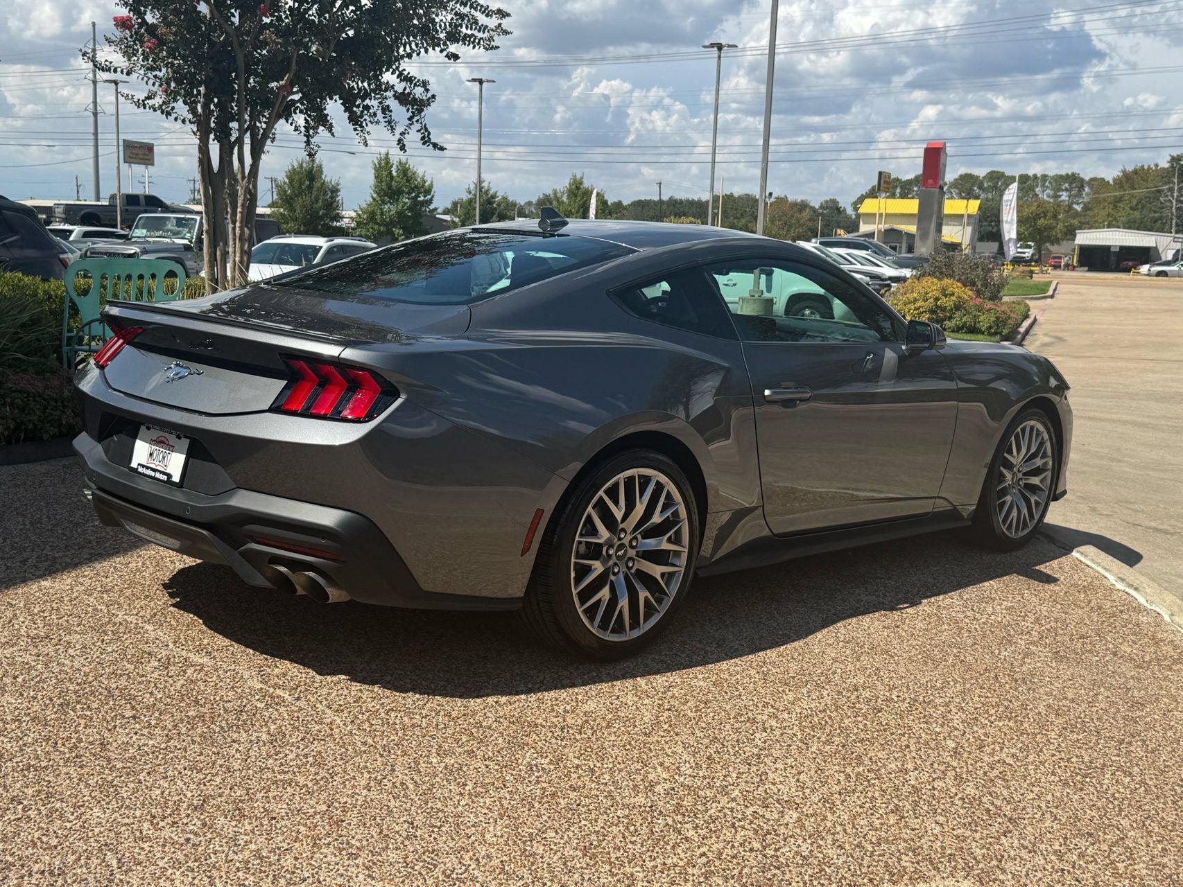 Used 2025 Ford Mustang Premium RWD image 7