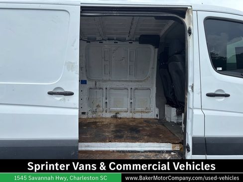 Used 2016 Mercedes-Benz Sprinter 2500 image 19
