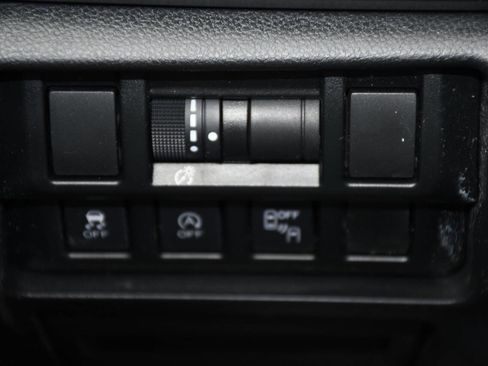 Used 2021 Subaru Crosstrek 2.5i Sport w/ Moonroof Package AWD/4WD image 27