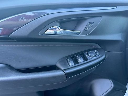 Certified 2023 Chevrolet TrailBlazer RS w/ Technology Package FWD image 17