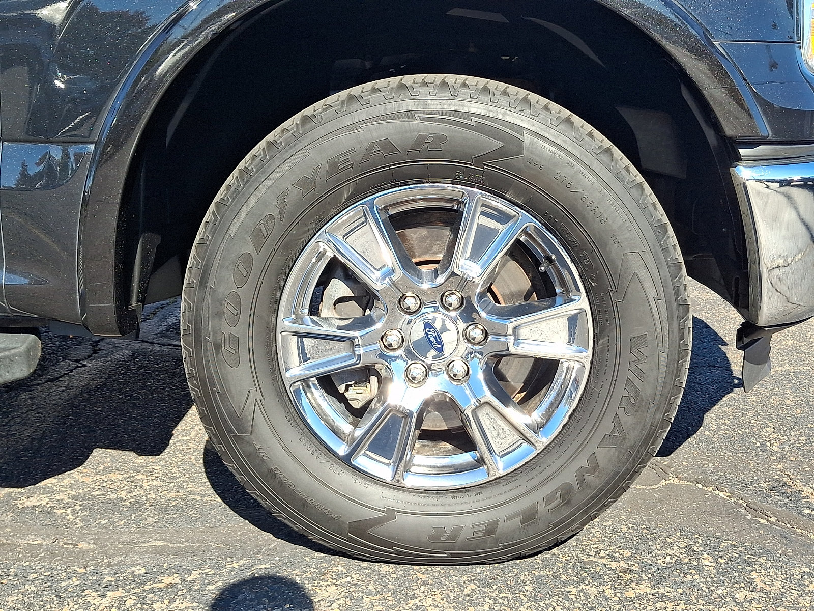 Used 2015 Ford F150 Lariat AWD/4WD image 9