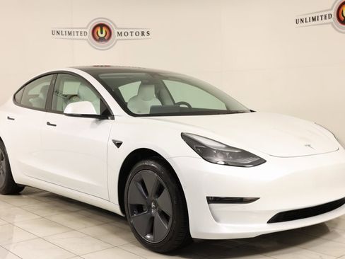 Used 2022 Tesla Model 3 Long Range image 34