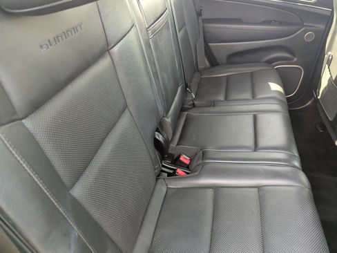 Used 2014 Jeep Grand Cherokee Summit image 14