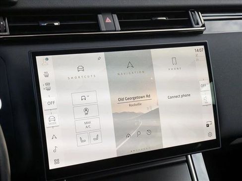 Used 2025 Land Rover Range Rover Velar Dynamic SE image 11