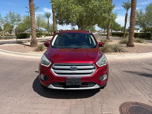 Used 2017 Ford Escape Titanium FWD image 7