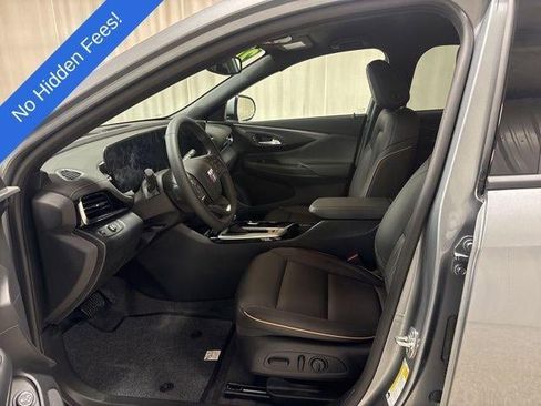 New 2026 Buick Envista Avenir image 10