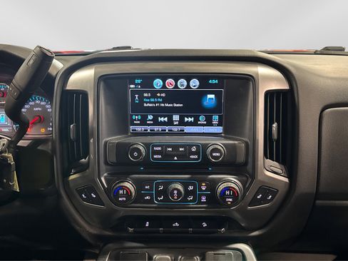 Used 2017 Chevrolet Silverado 1500 LT w/ All Star Edition image 28