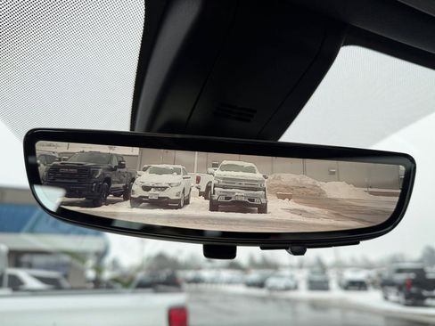 Used 2021 Chevrolet Tahoe High Country w/ Premium Package image 20